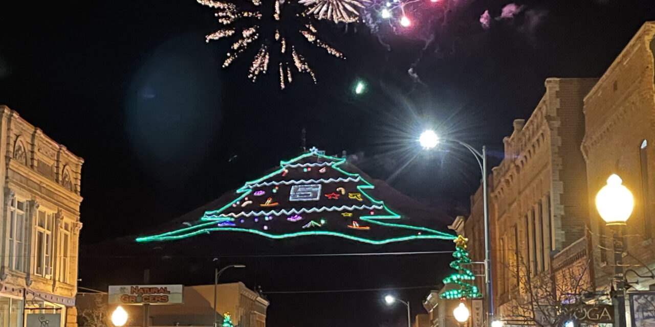 Salida Launches the Holiday Season with Parade, Christmas Mountain and Fireworks